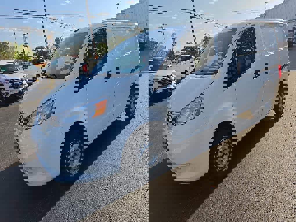 Used 2020 Nissan NV200 S image 7
