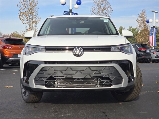 New 2026 Volkswagen Taos SE AWD/4WD image 8