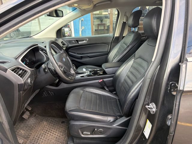 Used 2018 Ford Edge SEL w/ Equipment Group 201A FWD image 9