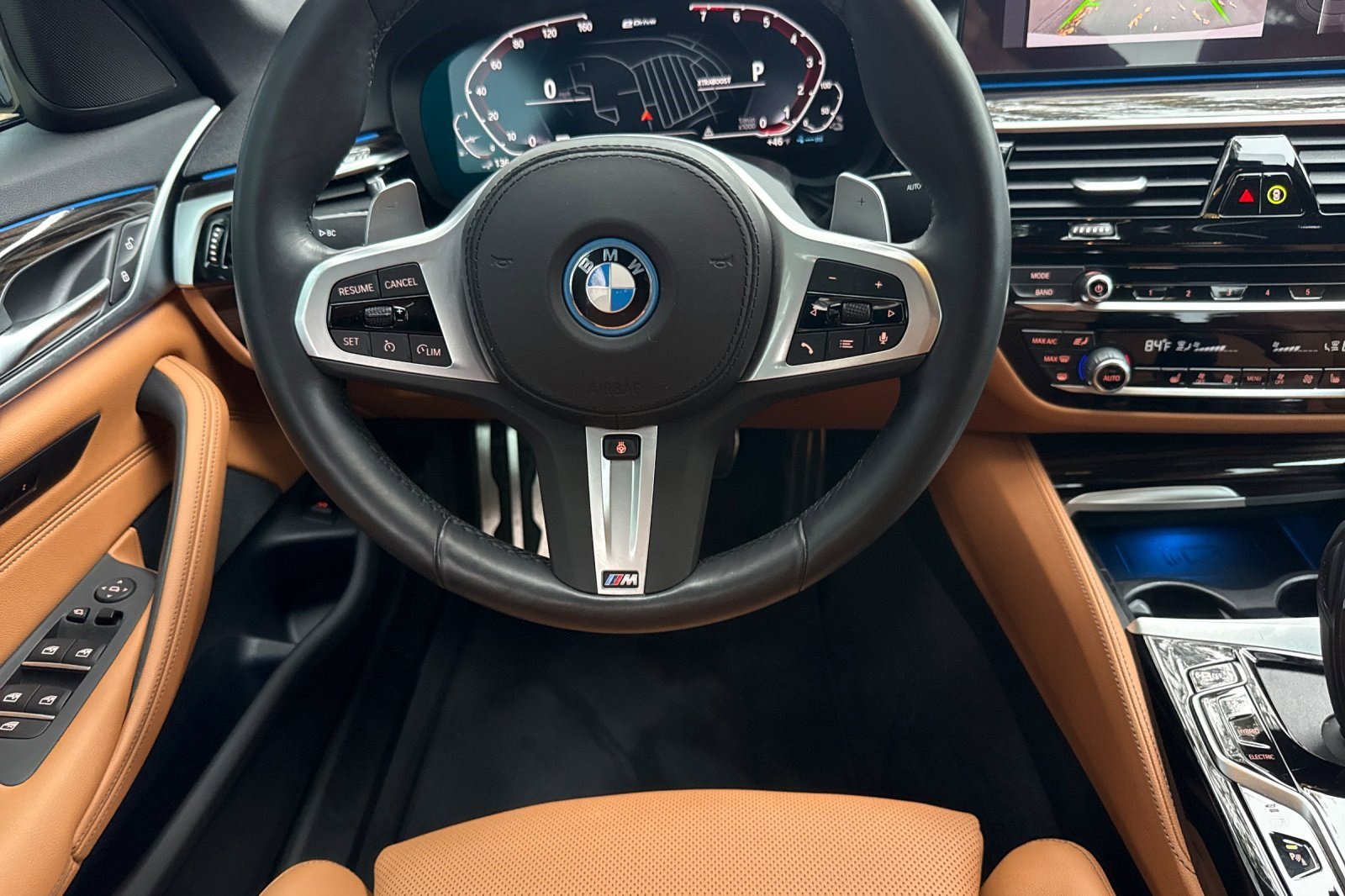 Certified 2023 BMW 530e xDrive w/ M Sport Package image 18