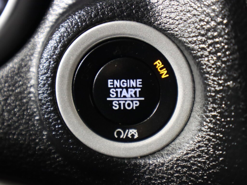 Used 2019 Dodge Journey SE image 20