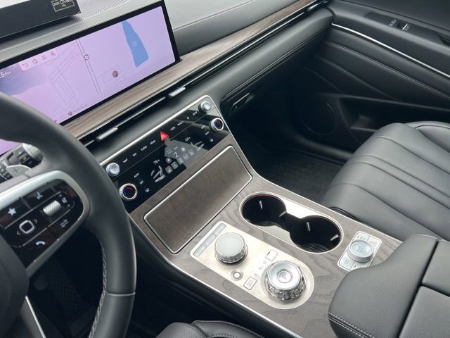 Used 2025 Genesis GV80 2.5T Select image 30