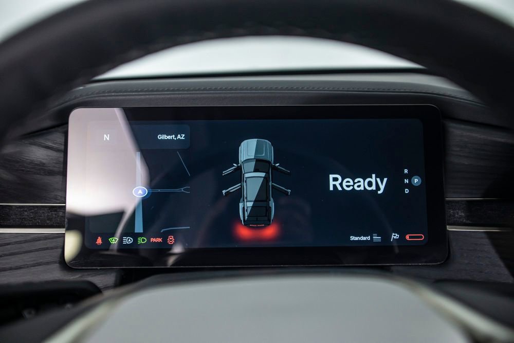 Used 2023 Rivian R1S Adventure image 33