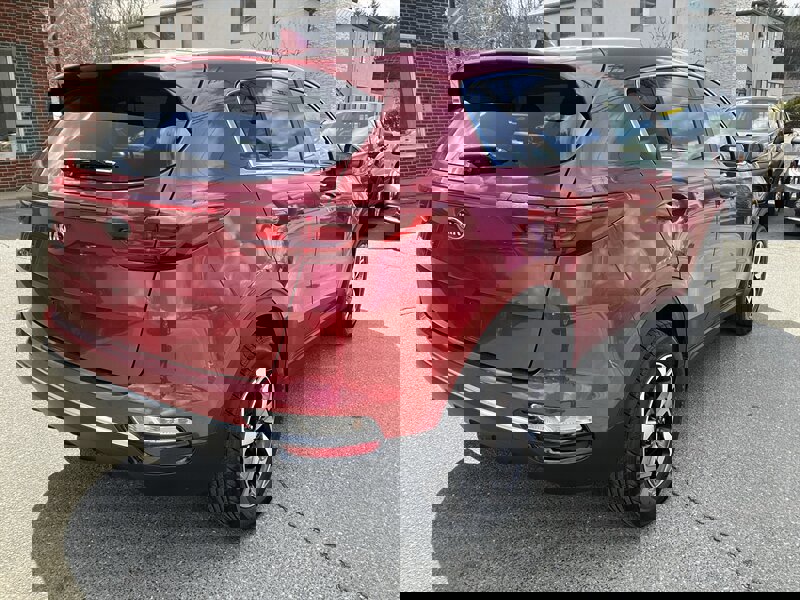 Used 2021 Kia Sportage LX image 5