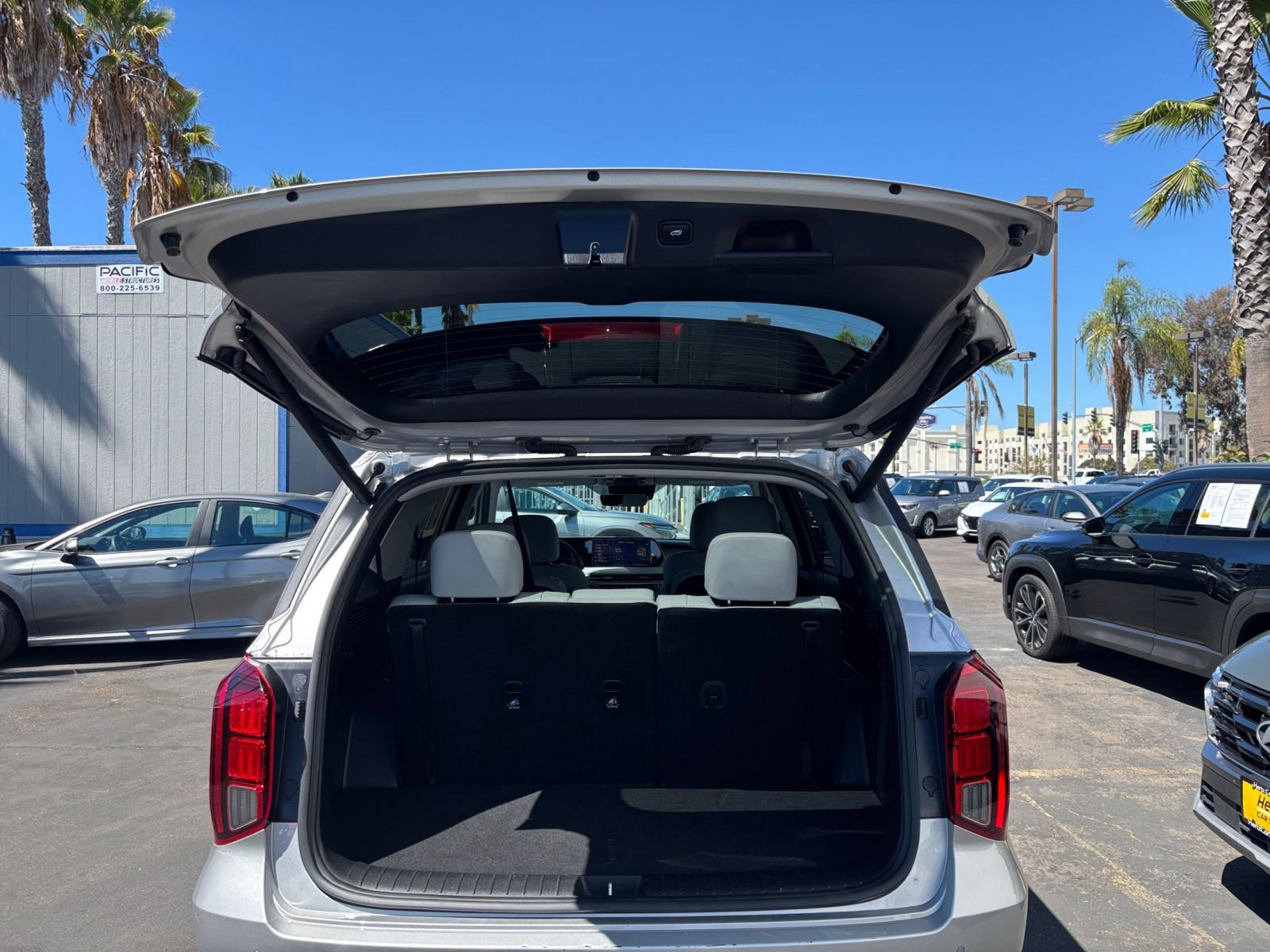 Used 2025 Hyundai Palisade SEL FWD image 34