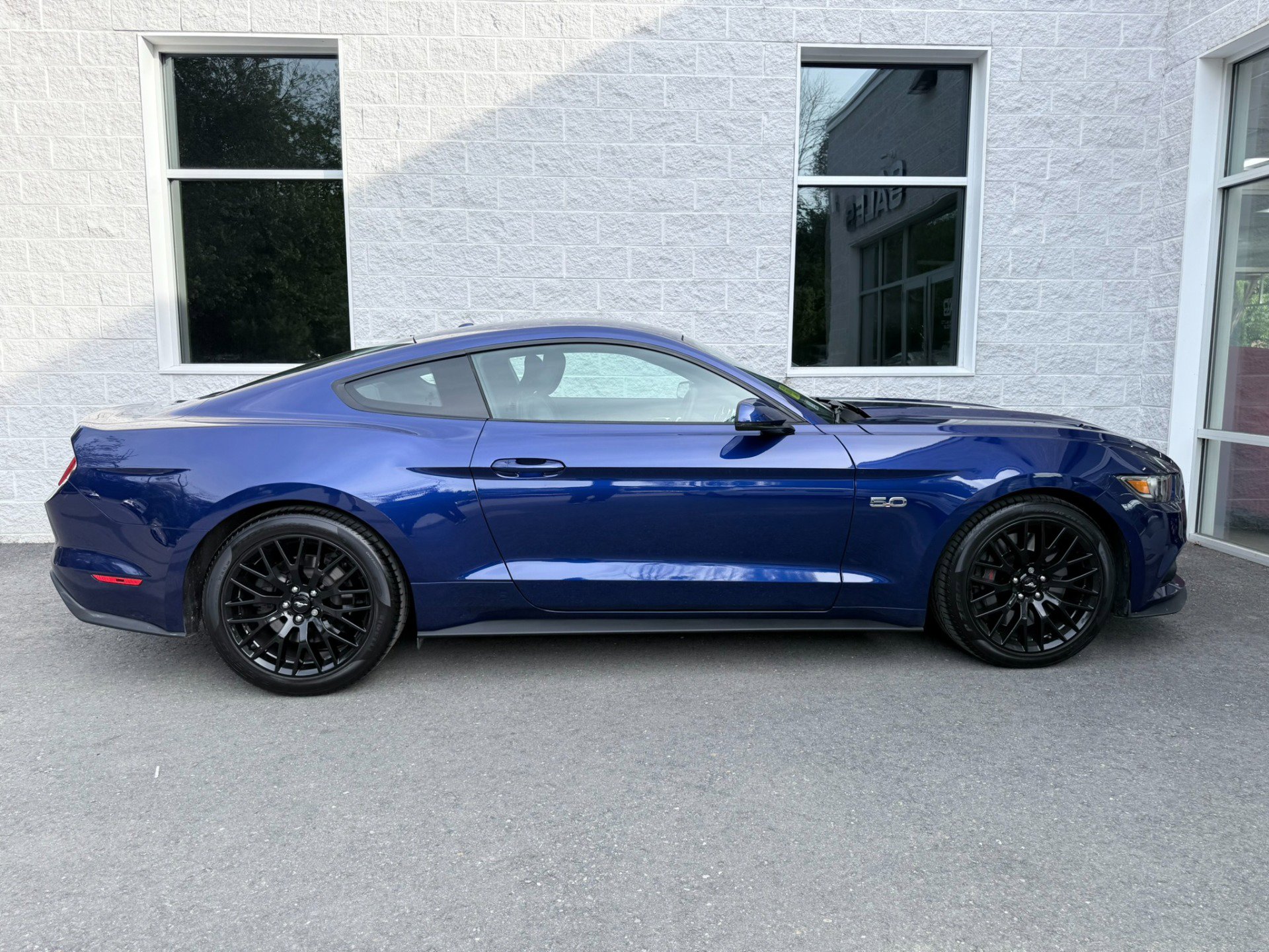 Used 2015 Ford Mustang GT Premium w/ GT Performance Package RWD image 25