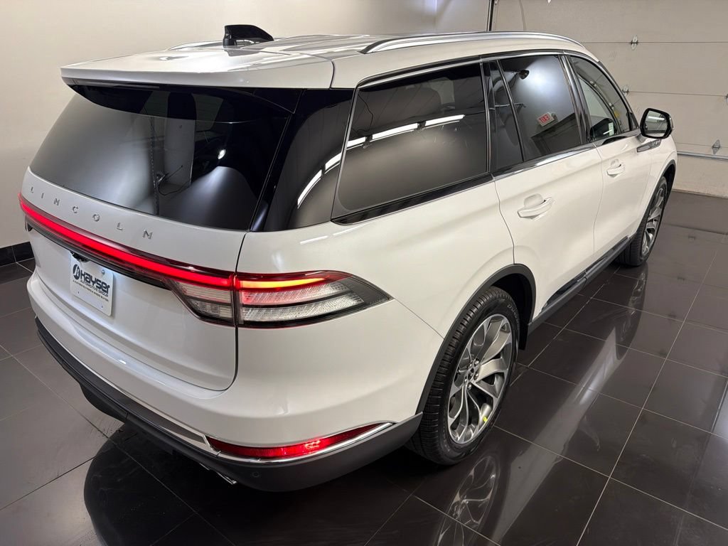 New 2026 Lincoln Aviator Reserve AWD/4WD image 6