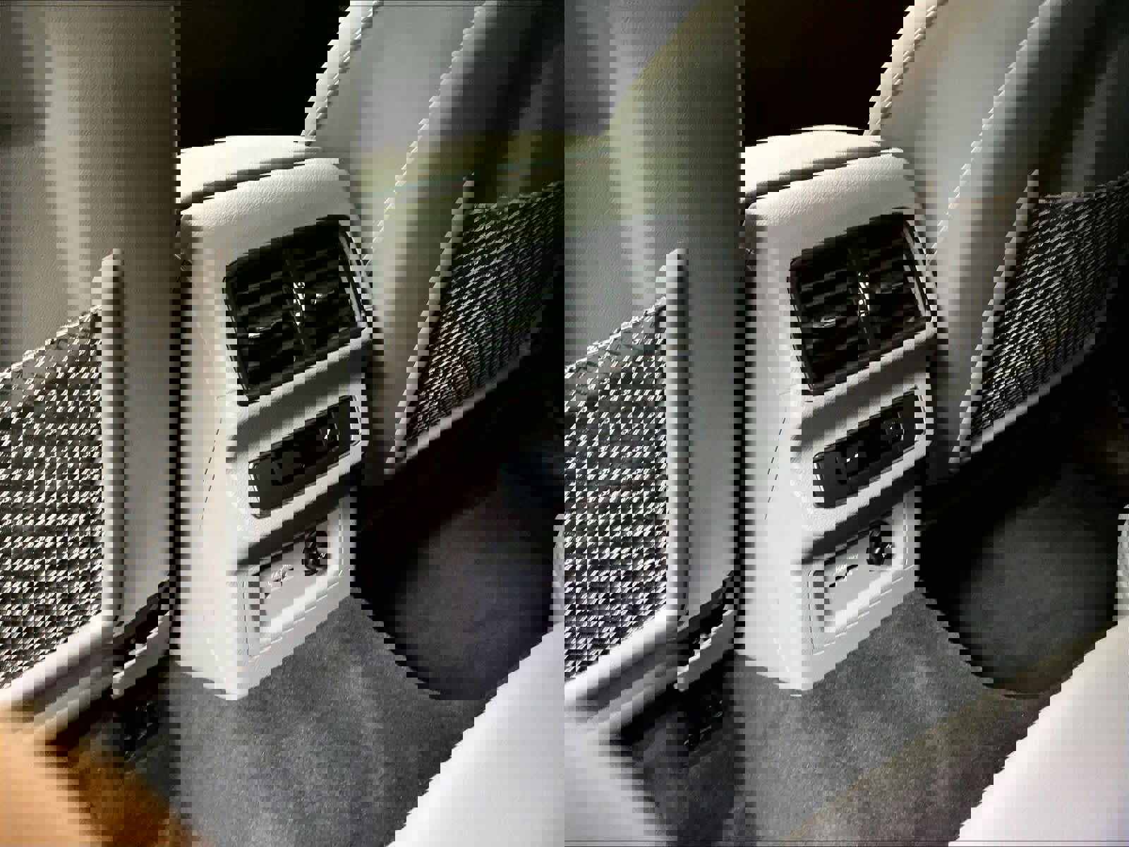 Certified 2024 Audi Q5 2.0T Premium Plus w/ Premium Plus Package image 37