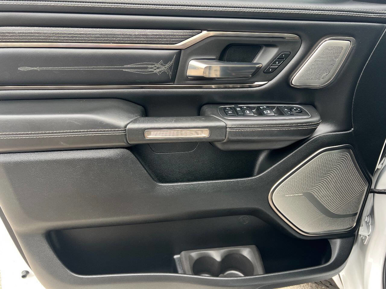 Used 2019 RAM 1500 Limited image 21