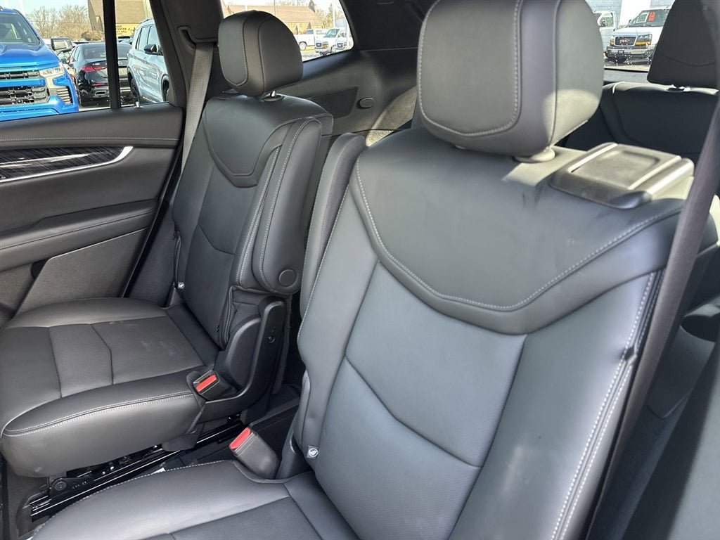 Certified 2024 Cadillac XT6 Premium Luxury AWD/4WD image 22