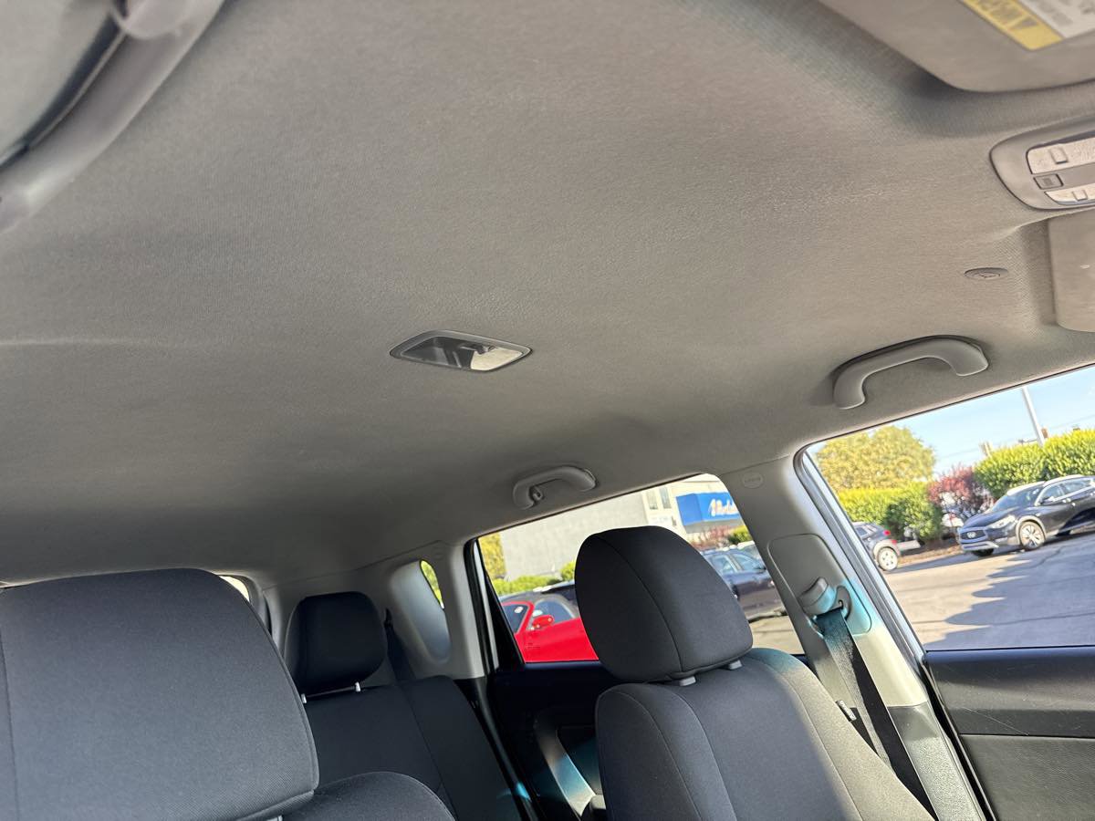 Used 2013 Kia Soul FWD image 21