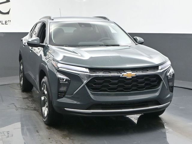 New 2026 Chevrolet Trax LT w/ Driver Confidence Package image 29