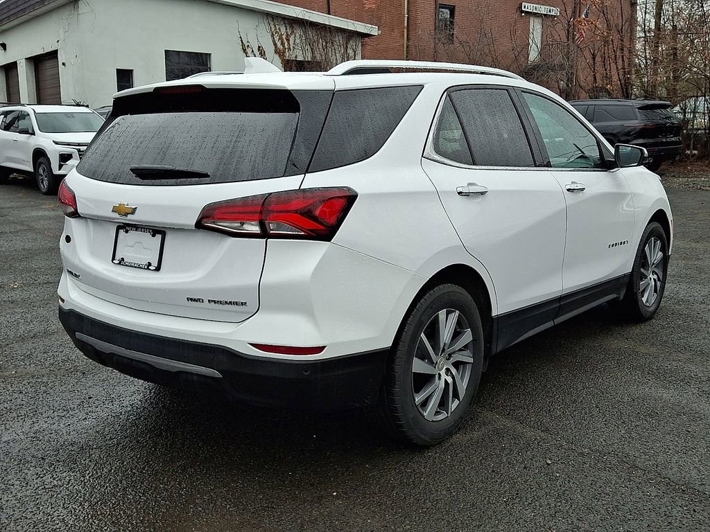 Used 2023 Chevrolet Equinox Premier image 8