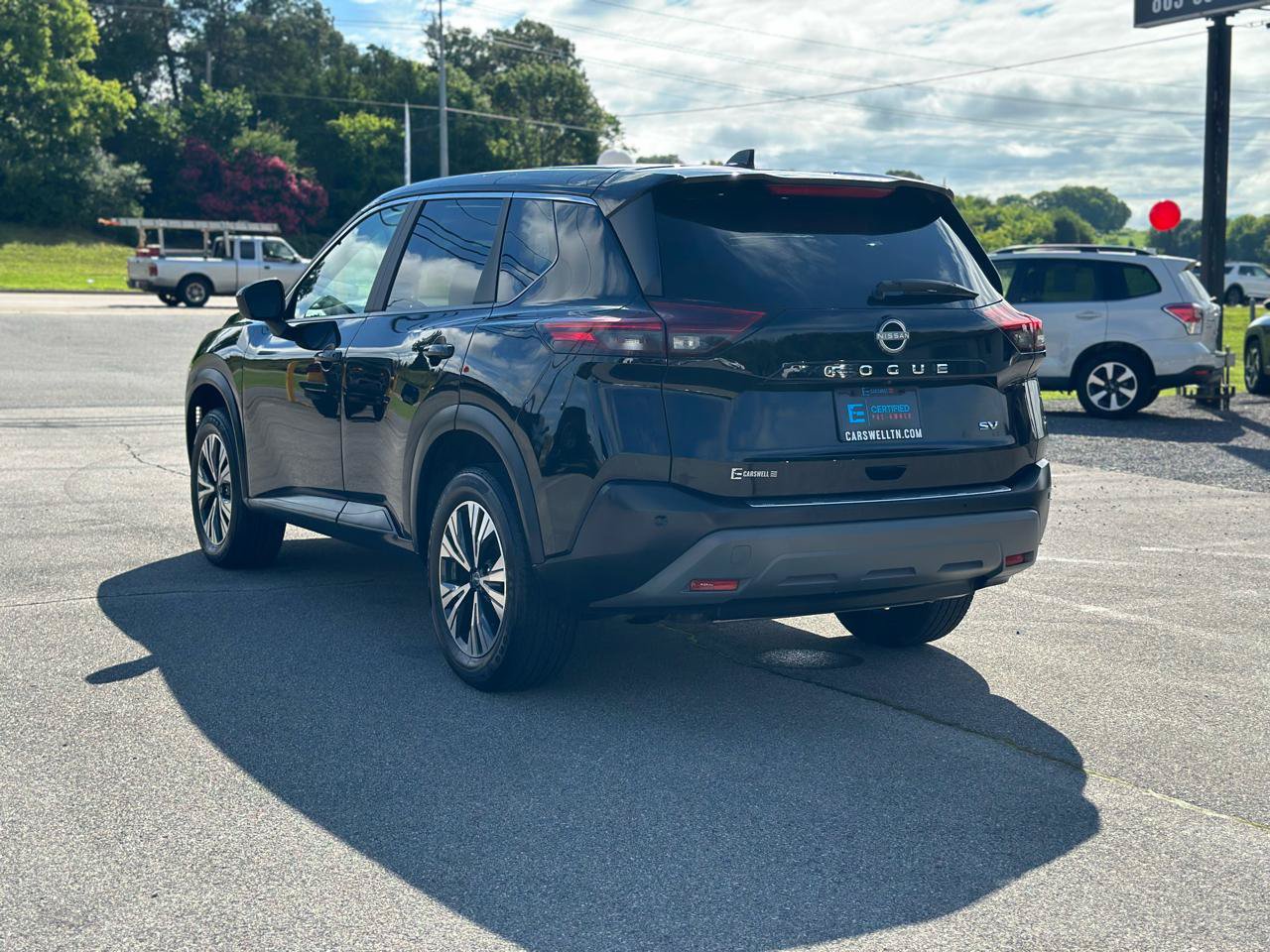 Used 2023 Nissan Rogue SV FWD image 19