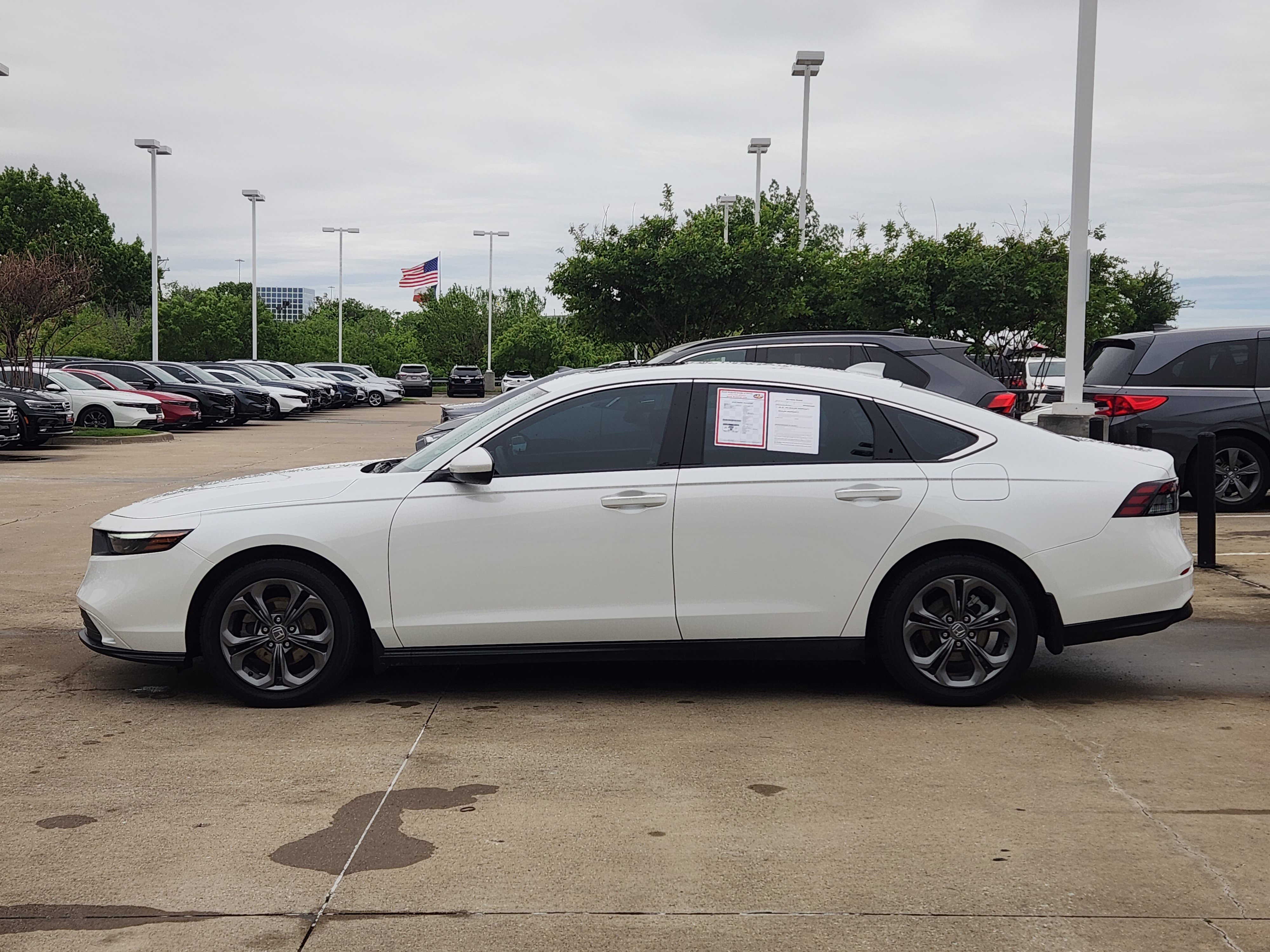 Used 2023 Honda Accord EX image 5