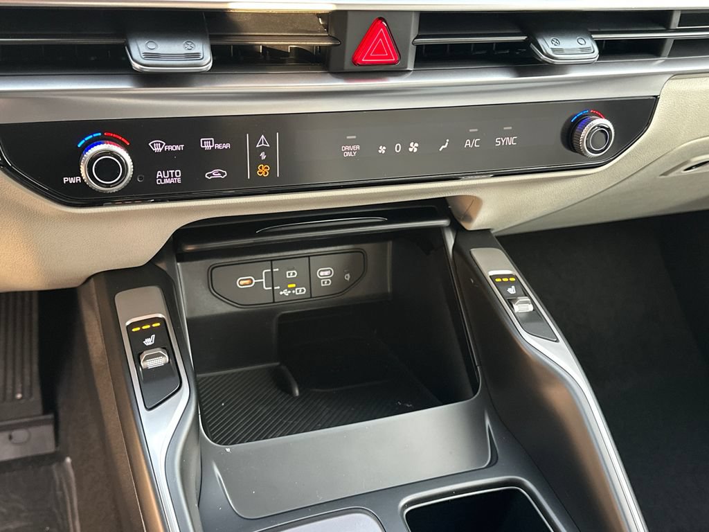 New 2026 Kia Sorento EX AWD/4WD image 28