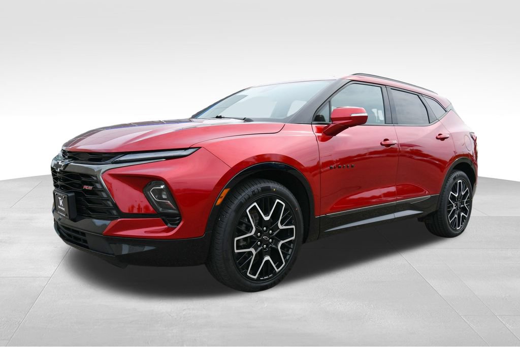 Used 2023 Chevrolet Blazer RS w/ Driver Confidence II Package AWD/4WD image 2