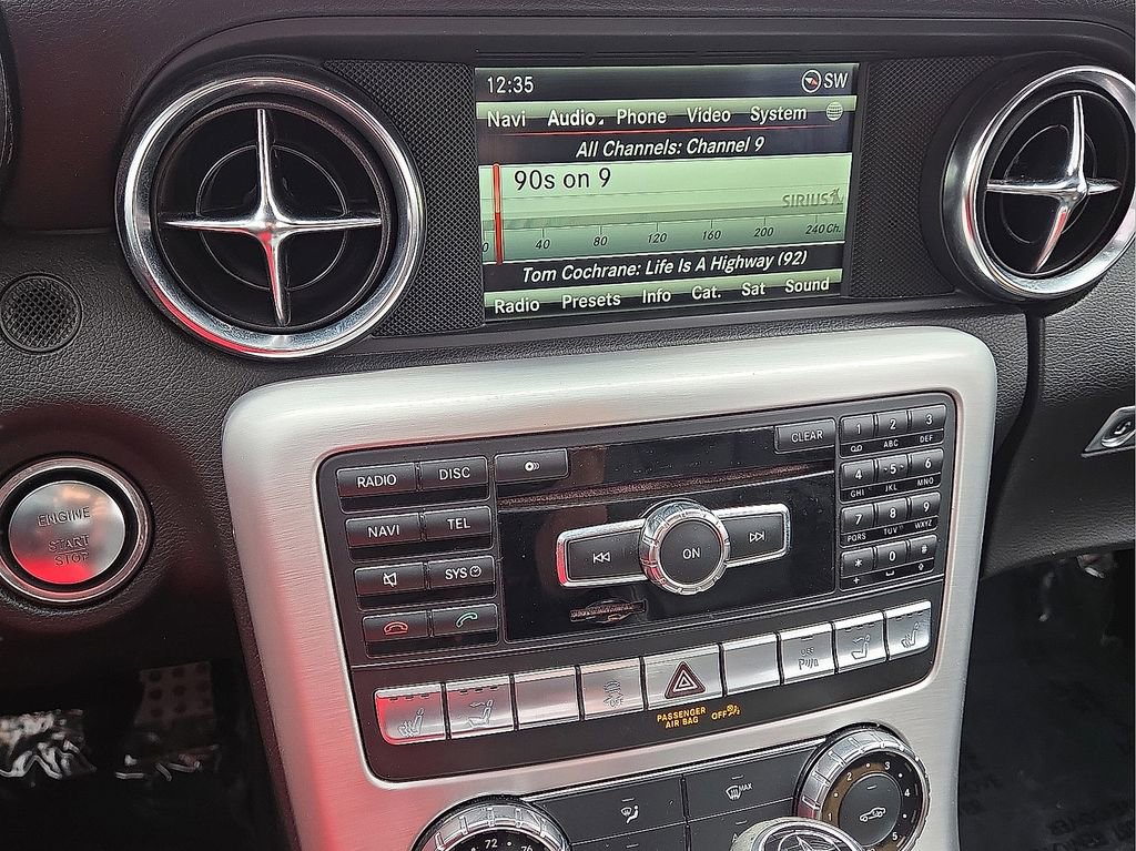 Used 2014 Mercedes-Benz SLK 250 image 25