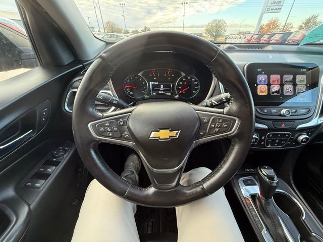 Used 2018 Chevrolet Equinox Premier image 12