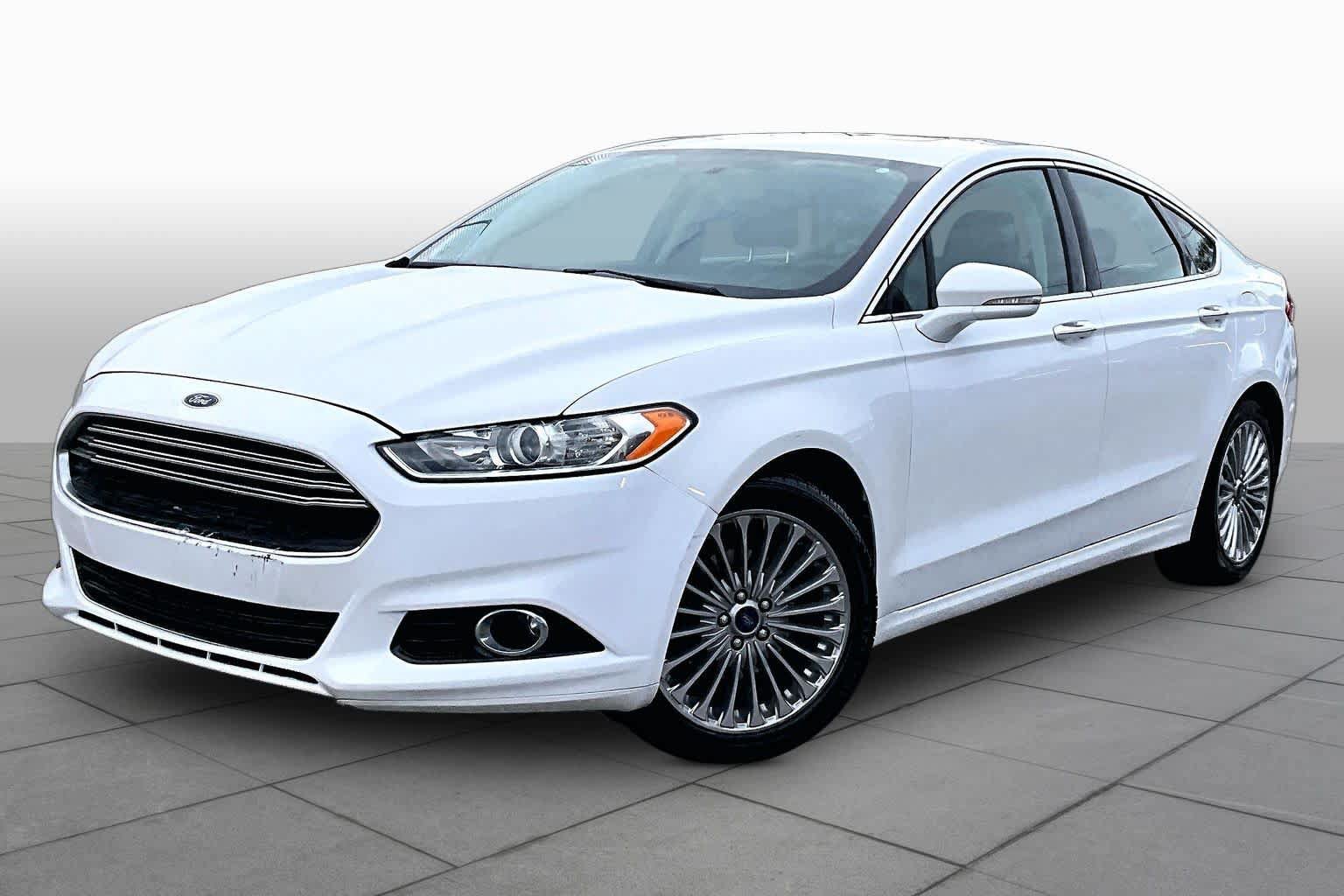Used 2016 Ford Fusion Titanium FWD image 35