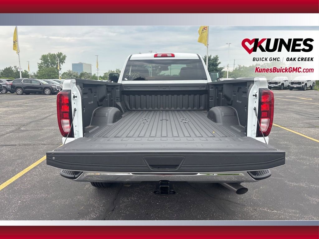 New 2025 GMC Sierra 2500 Pro w/ 1SA Pro Safety Plus Package AWD/4WD image 8