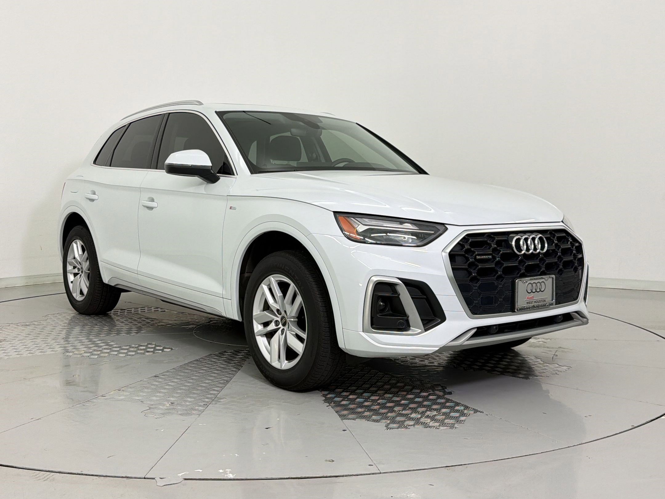 Used 2023 Audi Q5 2.0T Premium w/ Convenience Package AWD/4WD image 7