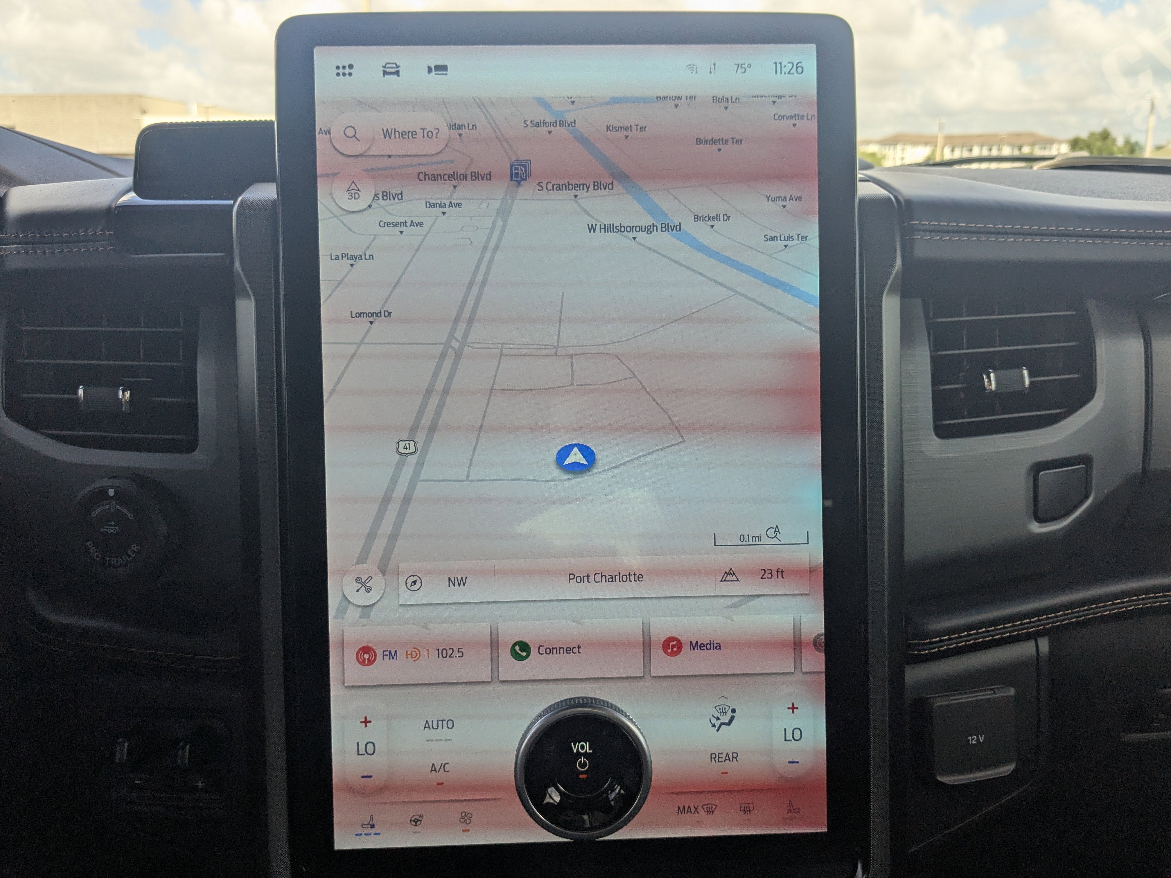 Used 2023 Ford Expedition Platinum image 30