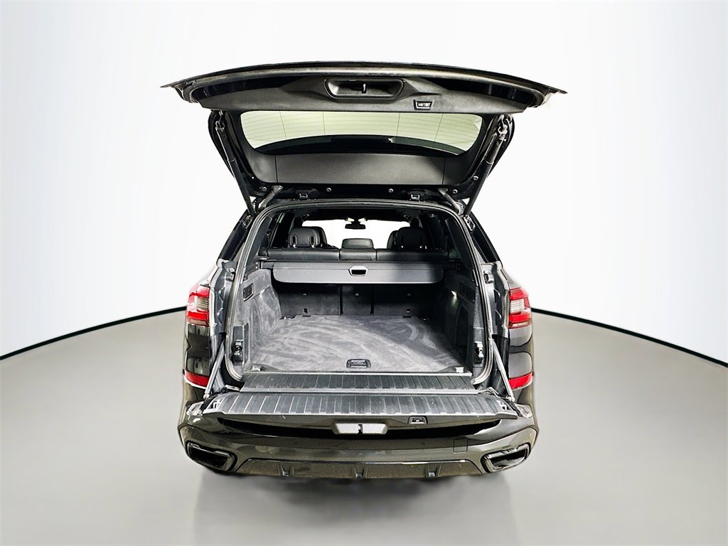 Used 2023 BMW X5 M50i w/ Executive Package image 37