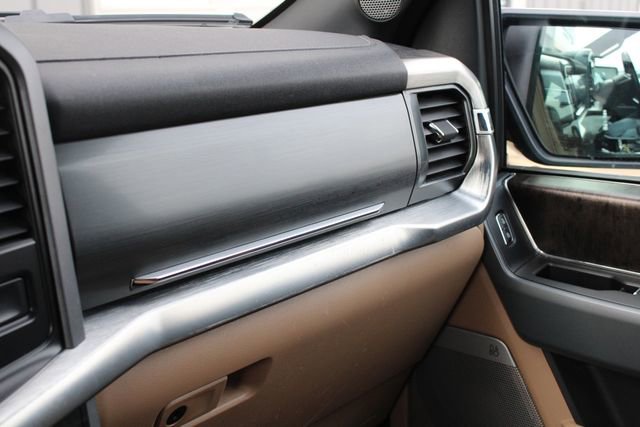 Used 2023 Ford F150 Lariat w/ Bed Utility Package image 19