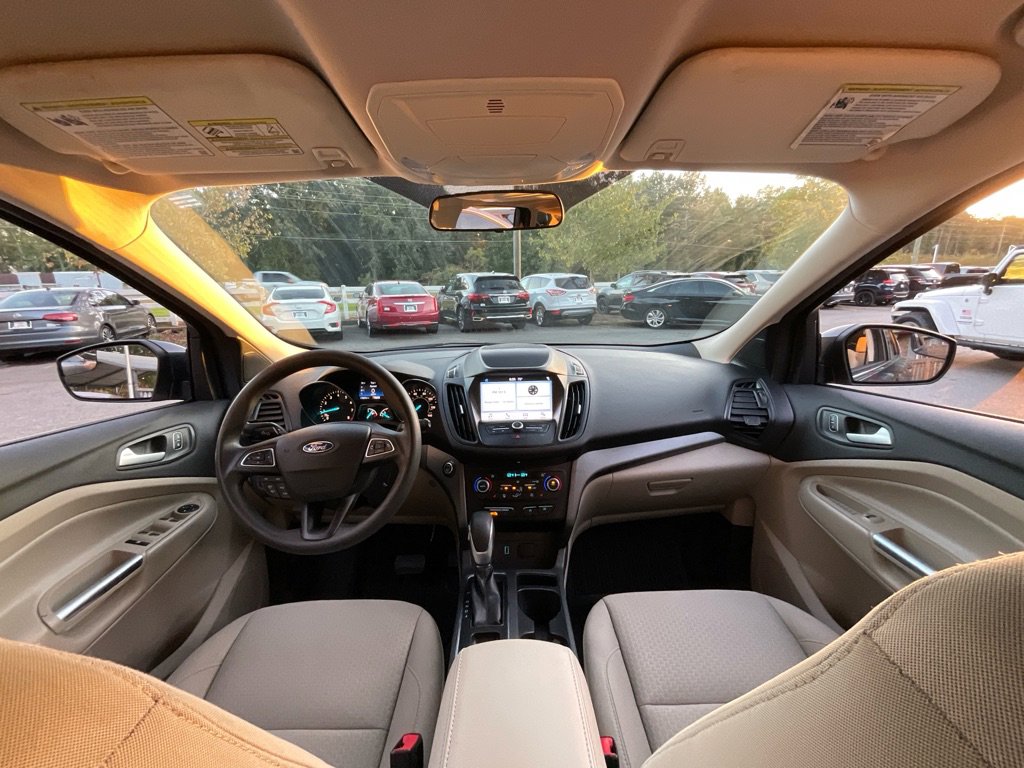 Used 2019 Ford Escape SE image 20