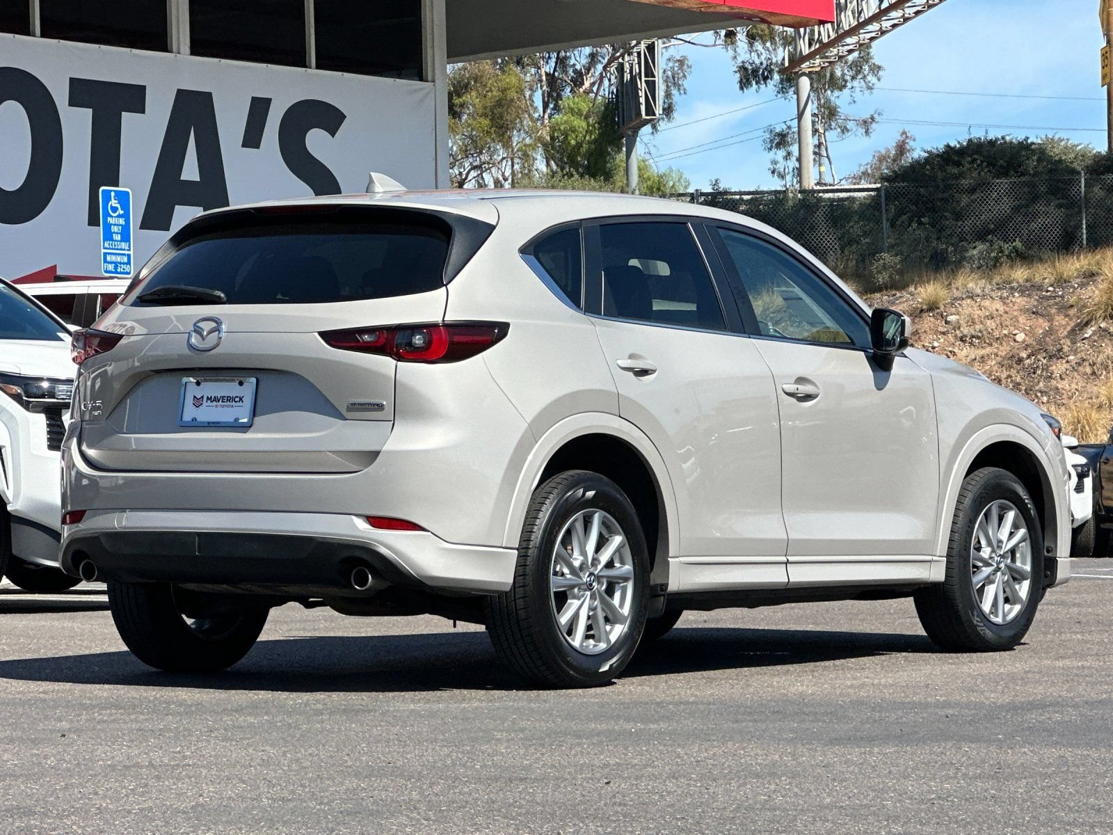 Used 2025 MAZDA CX-5 AWD 2.5 S w/ Select Package image 5