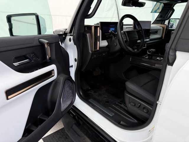 Used 2024 GMC Hummer EV 2X AWD/4WD image 30