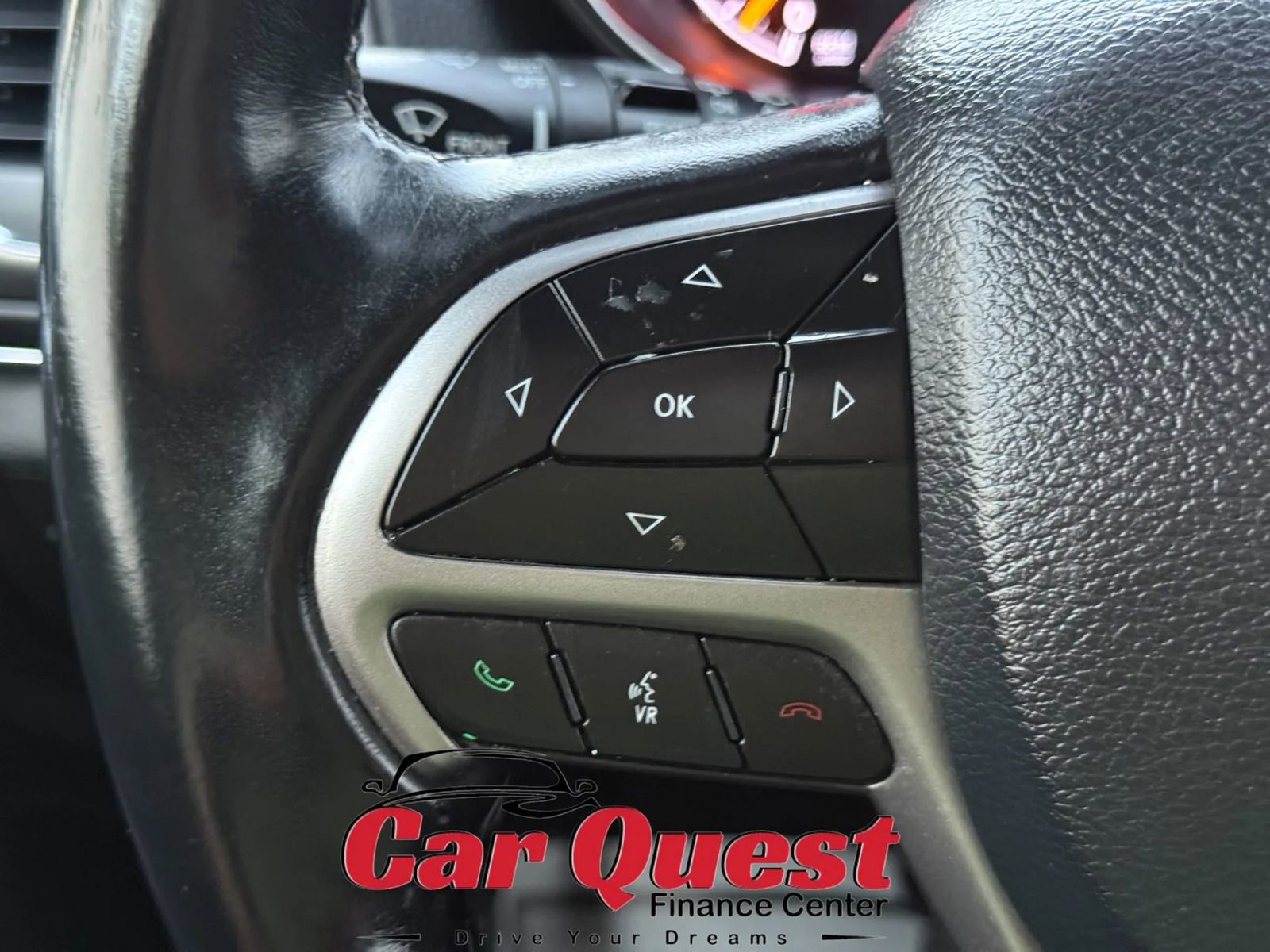 Used 2019 Jeep Grand Cherokee Limited AWD/4WD image 24