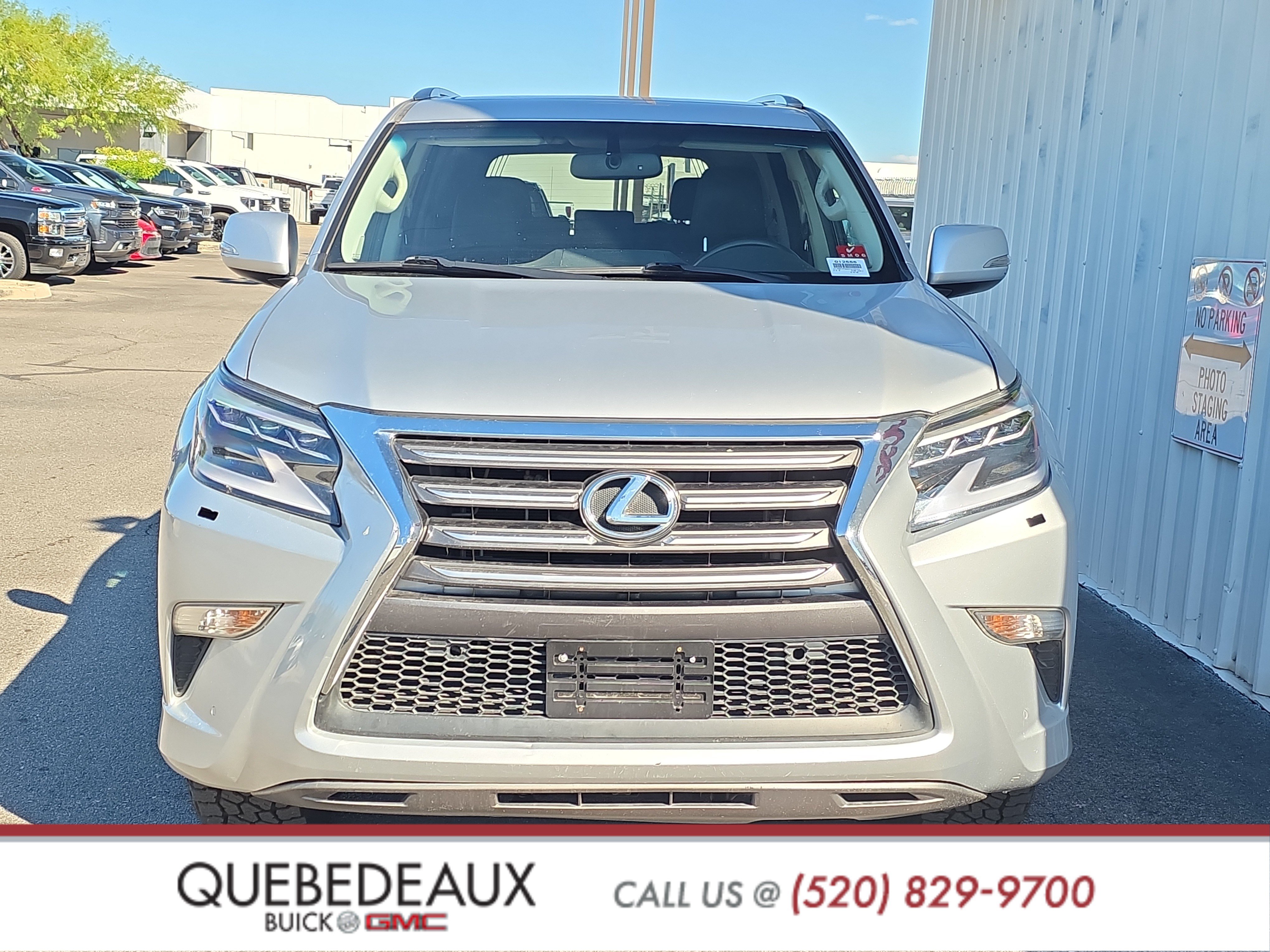 Used 2019 Lexus GX 460 w/ Navigation Package AWD/4WD image 2