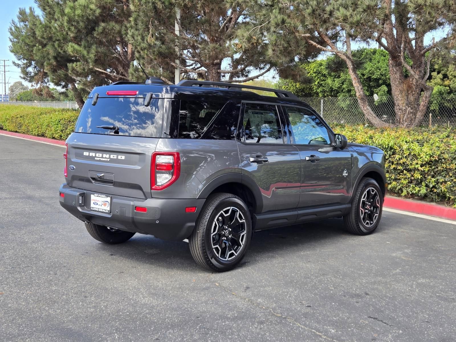 New 2025 Ford Bronco Sport Outer Banks w/ Outer Banks Tech Package+ AWD/4WD image 4