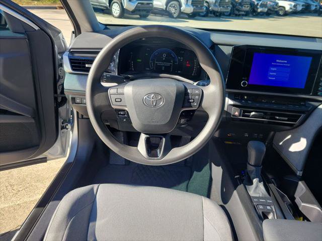 Certified 2025 Toyota Camry LE image 21