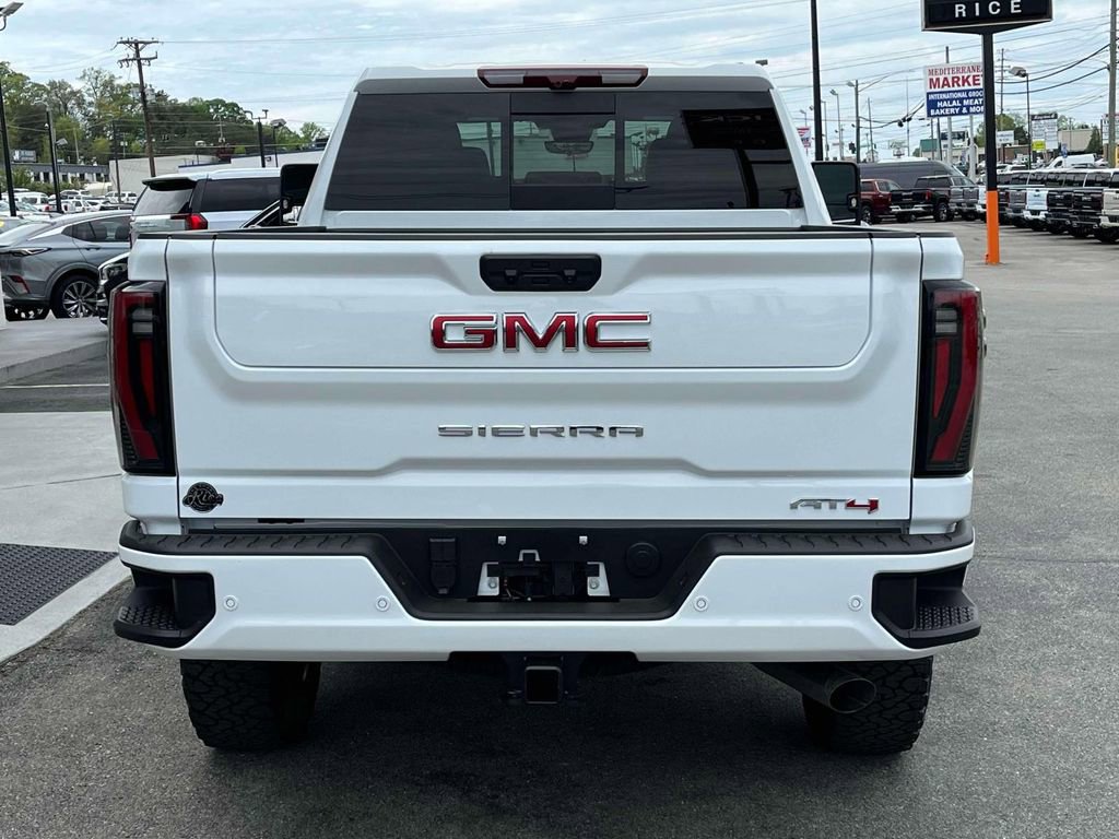 New 2026 GMC Sierra 2500 AT4 image 4