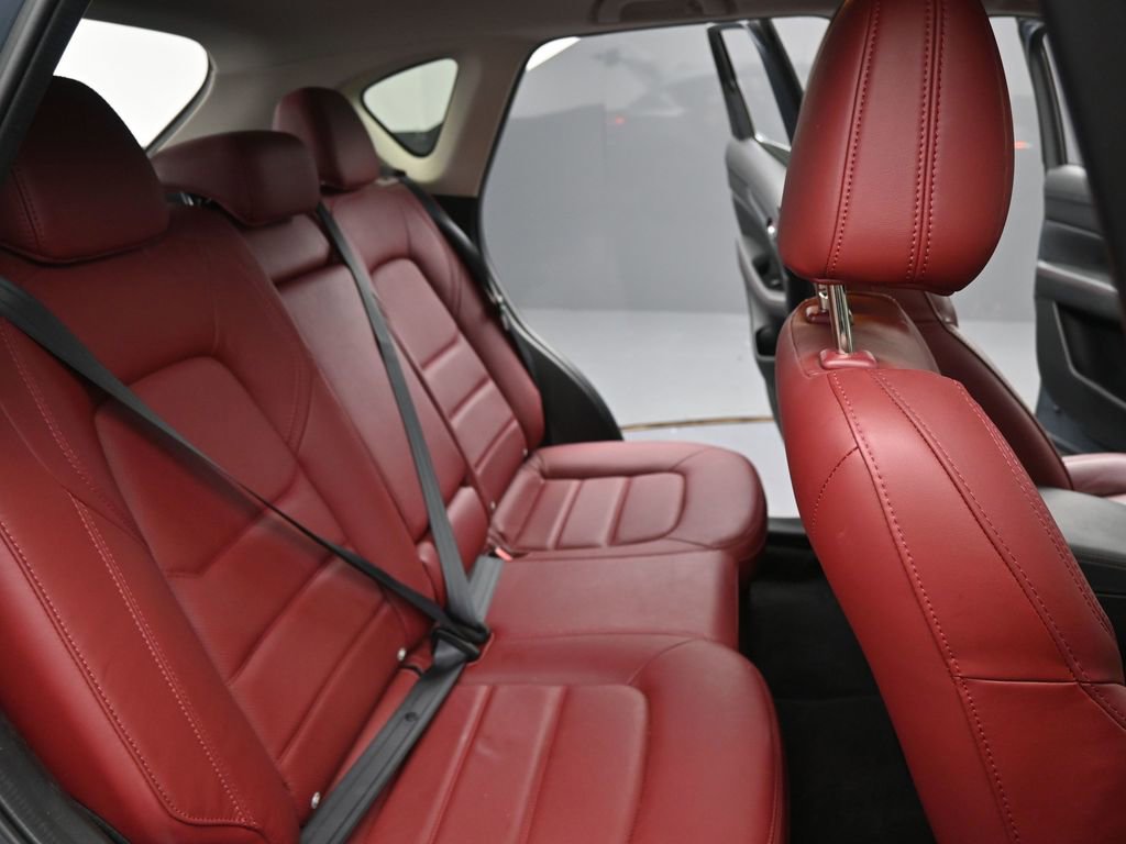 Used 2022 MAZDA CX-5 Carbon Edition image 29