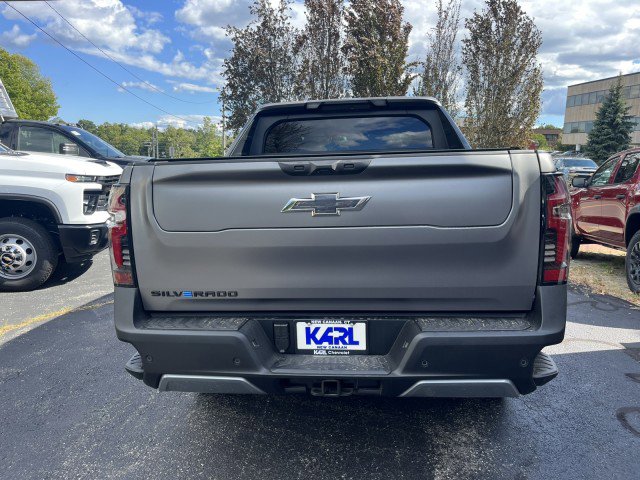 New 2026 Chevrolet Silverado EV Trail Boss image 4