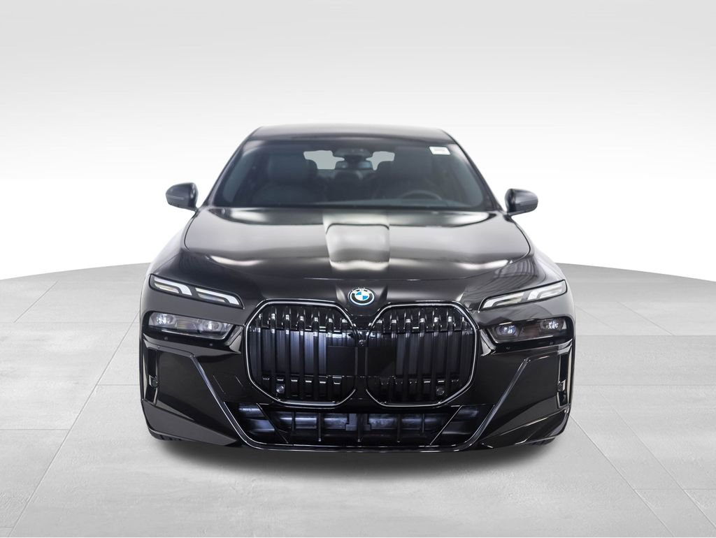 New 2025 BMW i7 xDrive60 image 8
