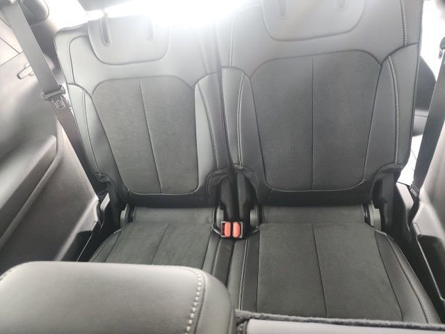 New 2026 Jeep Grand Cherokee L 4WD image 25