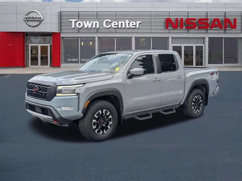 Certified 2024 Nissan Frontier PRO-4X w/ Technology Package AWD/4WD image 3