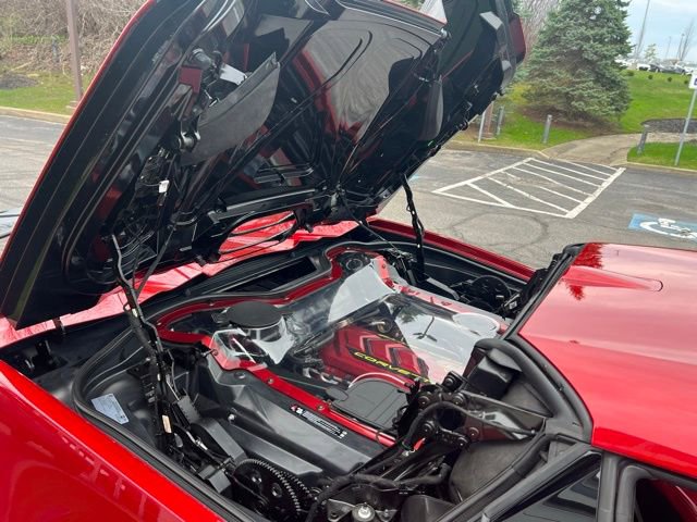 Used 2021 Chevrolet Corvette Stingray Premium Conv w/ Z51 Performance Package RWD image 24