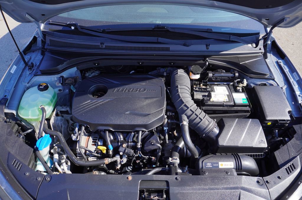 Used 2019 Hyundai Veloster Turbo image 33