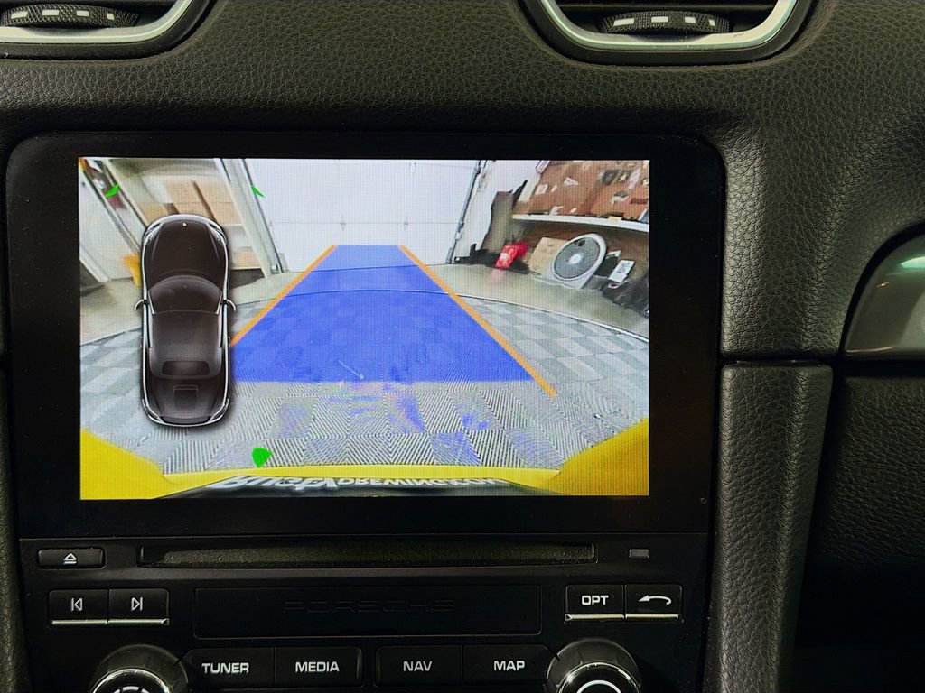 Used 2021 Porsche 718 Boxster S image 18