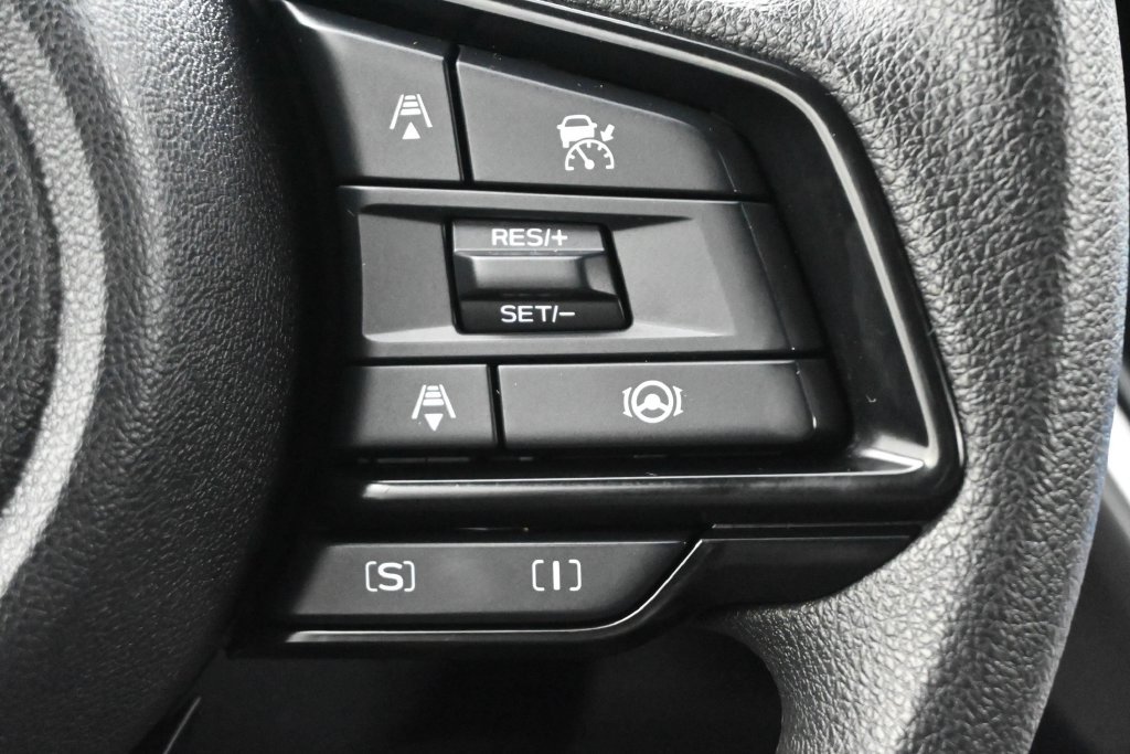 Used 2024 Subaru Crosstrek 2.0i Premium AWD/4WD image 7