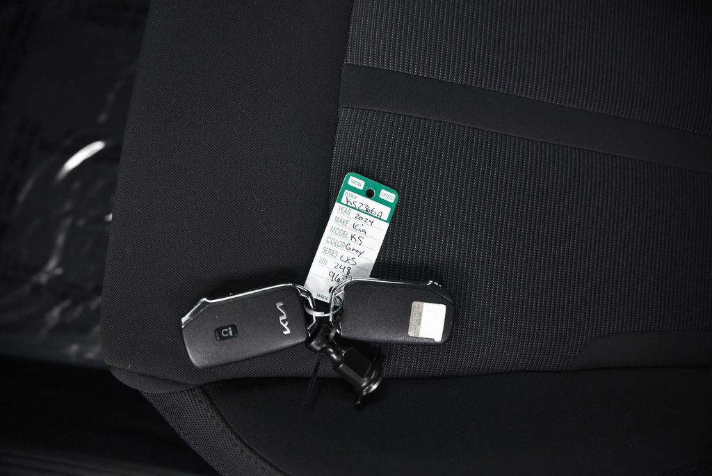 Used 2024 Kia K5 LXS image 26