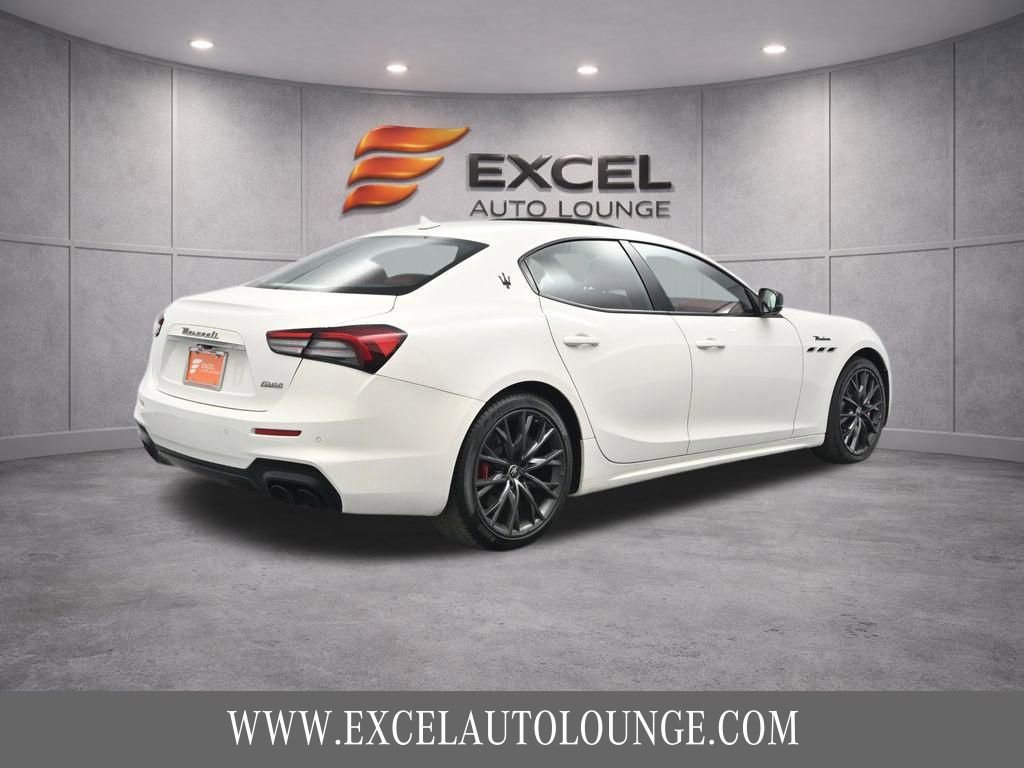 Used 2022 Maserati Ghibli Modena RWD image 9