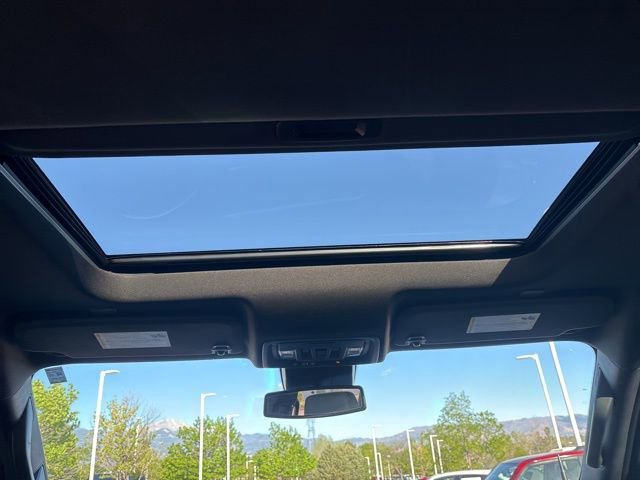 Used 2022 Chevrolet Silverado 1500 ZR2 AWD/4WD image 26