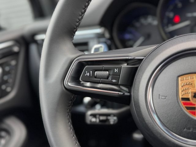New 2026 Porsche Macan AWD/4WD image 24
